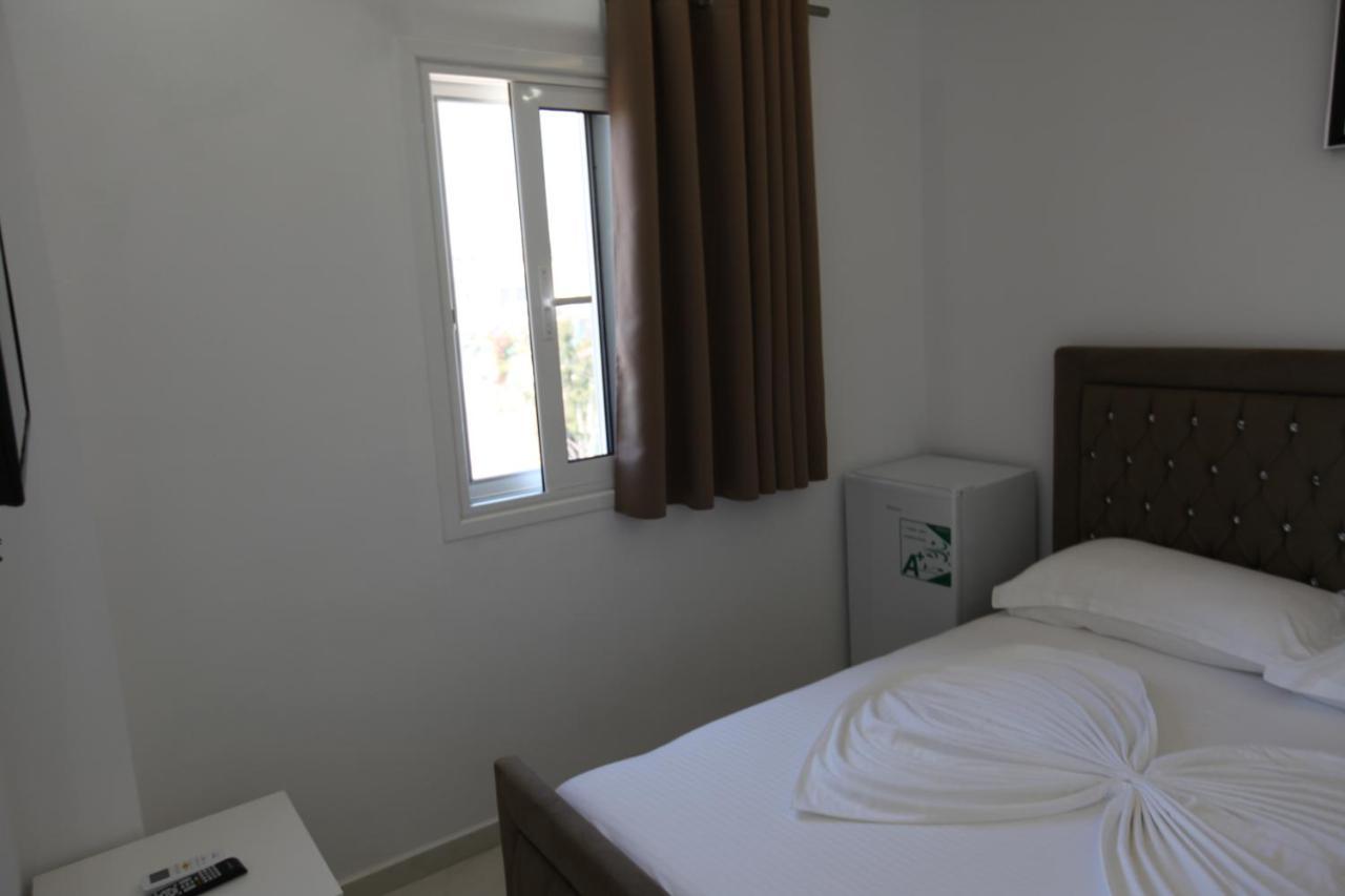 Anna Hotel Ksamil Exteriör bild