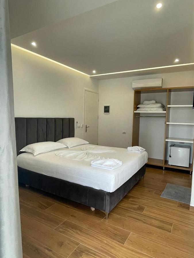 Anna Hotel Ksamil Exteriör bild